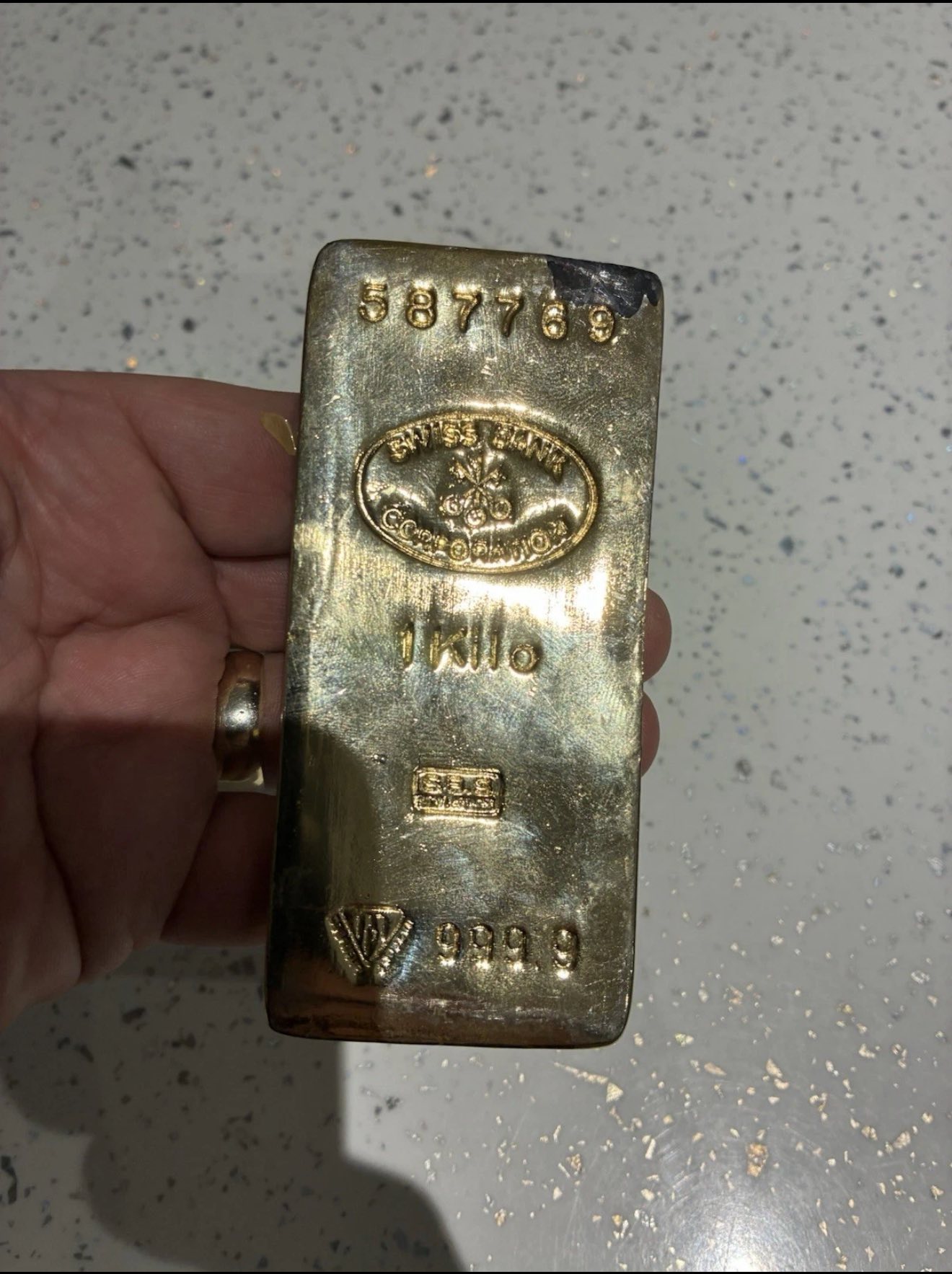 ‘THE GOLD (2023’) SCREEN-USED BRINKS MAT GOLD BAR PROP - Image 4